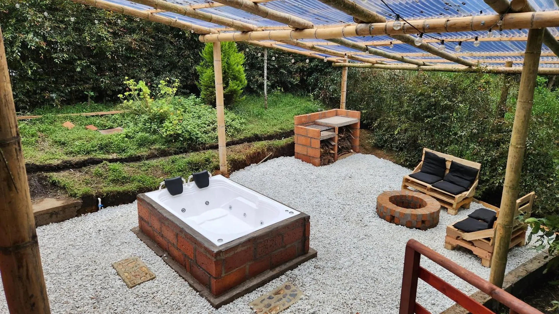 Camping Cabana En La Naturaleza Con Jacuzzi - Santa Elena Medellín
