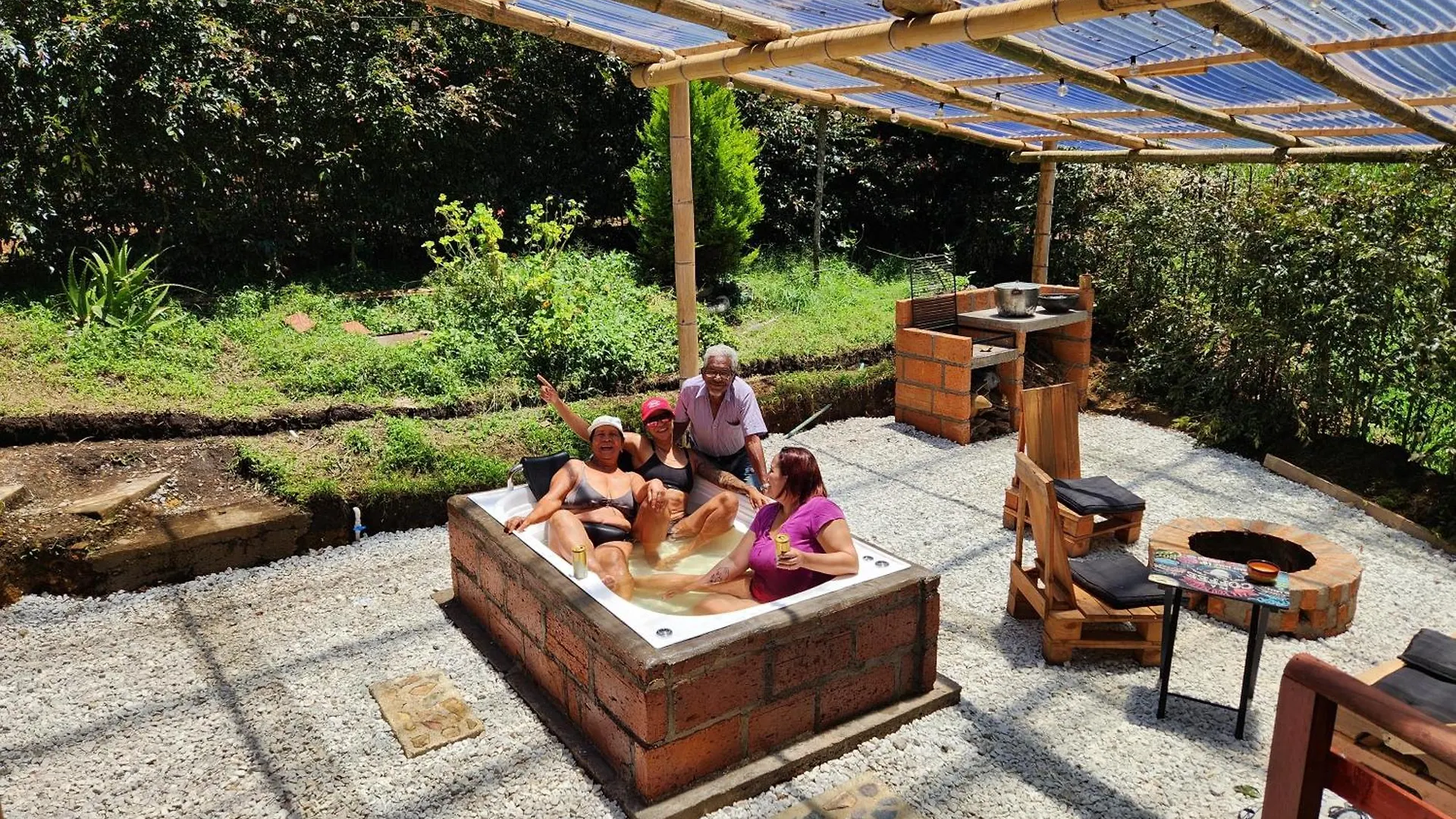 Cabana En La Naturaleza Con Jacuzzi - Santa Elena Medellín